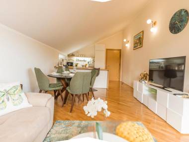 Cicciobello Lux Apartment Baošići with stunning sea view