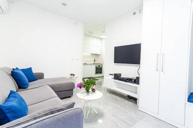 Miramare Apartments Pržno