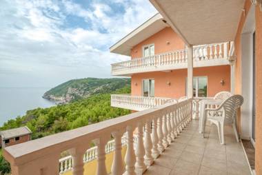 Apartmani Bronhi