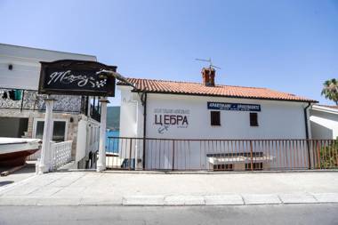 Apartments Cebra
