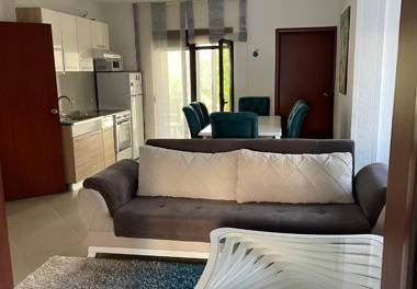 3 Bedroom Apartment with pool