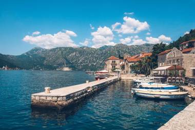 Heritage Grand Perast