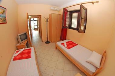 Apartments Kaludjerovic