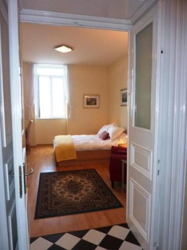 Kotor Emerald Apartments