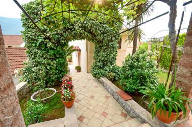 La Grande Apartments