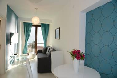 Pearl Shell Apartments