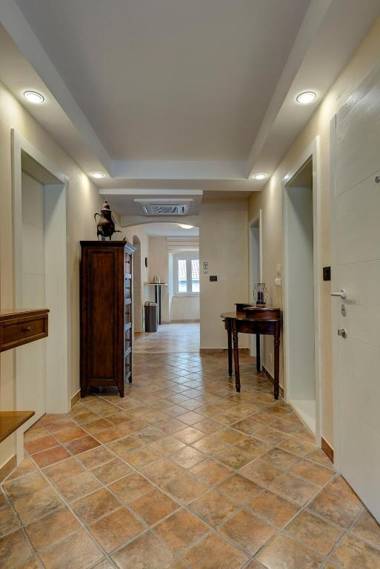 Kotor old town Palace Bucha