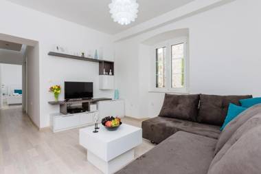 Apartment Old Town Summer