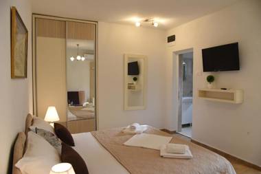 Apartments & Rooms Jelka