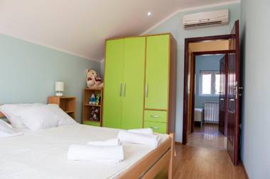 Apartments Golden View