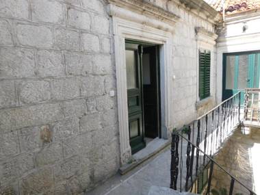 P.S. Cattaro Apartments