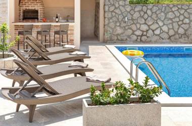 Apartments Mezini 11