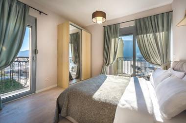 2MONTENEGRO LIMETA APARTMENTS with pool