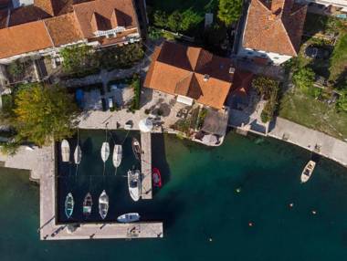 Seafront apartment Tanja in Orahovac