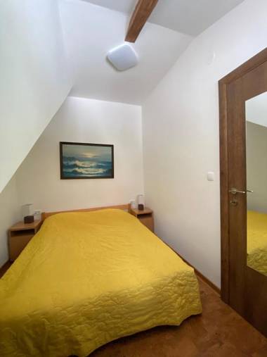 Sunny Bay Apartments