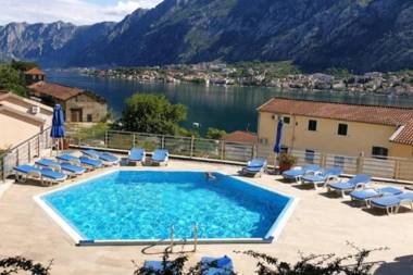 ChillOut apartment in Kotor Bay