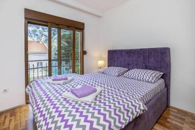 Muo Sea Front Apartments Kotor
