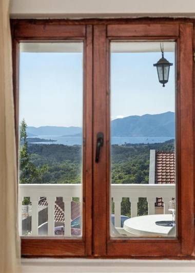 Crystal Sky Apartments