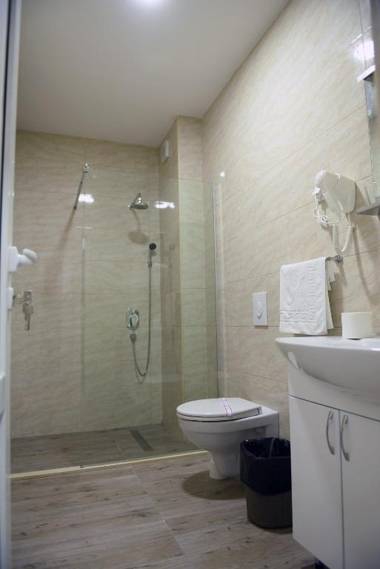 Hotel Pharos