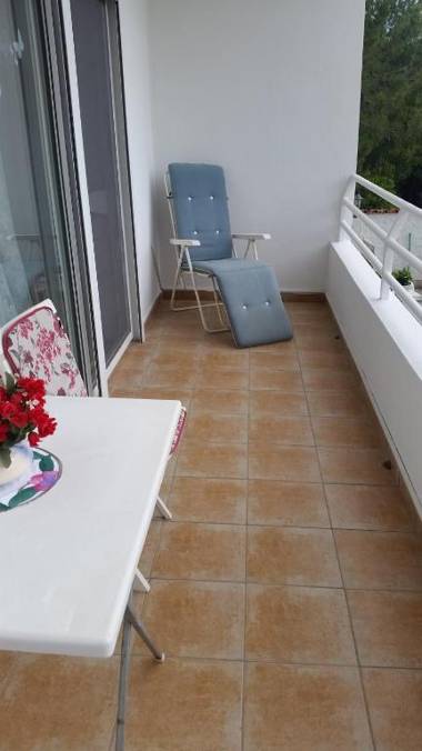 Brankas Apartments