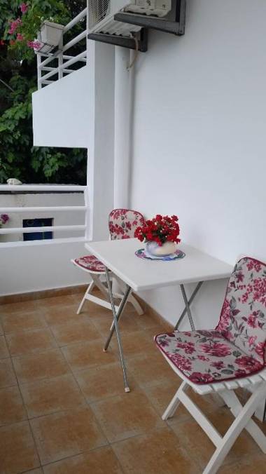 Brankas Apartments