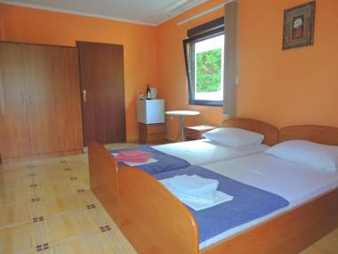 Villa Budvanka Guesthouse