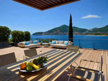 Dukley Hotel & Resort