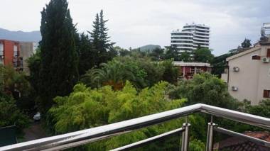 Apartments LORA Cetinjska