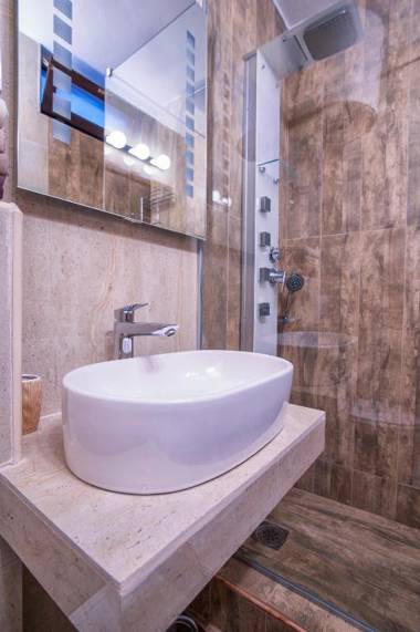 Luxury Boutique Studio Apartments