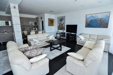 Sea view Apartments Milo