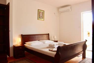 Nir Apartments Budva