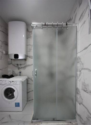 Modern Spacious One Bedroom Apartment Rafailovici