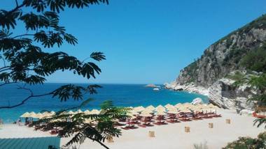 Sea-side Old Stone Villa with a private Garden