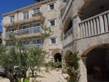 Pietra Mare Apartments