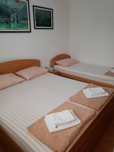 Apartmani Galiot