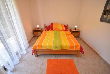 Igalo Garden Apartment