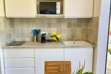 Beautiful suite S17 pool next to Pinel Island