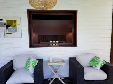 Romantic SWEETY COTTAGE WITH ITS PRIVATE POOL & GEORGEOUS VIEW