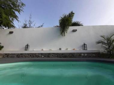 Villa Intimiste Casa Del Tamaris  10 mn walk to the Bo beach Mont Vernon 1