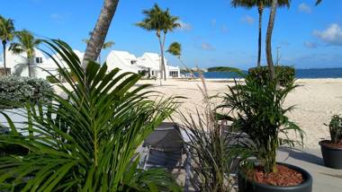 Friendly Beach House