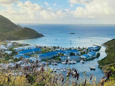 Acacia Marina luxurious Duplex walkable beach