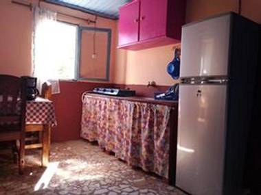 IVATO AÉROPORT STUDIOS ANNEXE 2