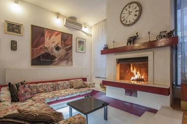 Urban Hostel & Apartments