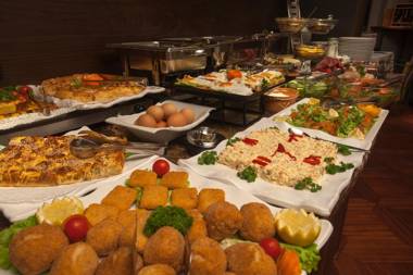 Solun's Riverside Rooms