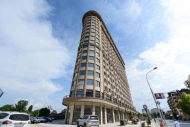 Luxury ǀ Apartments ǀ Residential Building ǀ Wifi