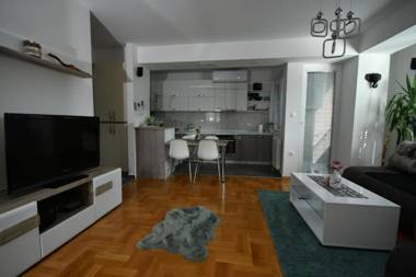 New Modern & Luxury Apartment in the City