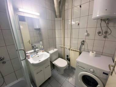 Spacious modern apartment Aerodrom