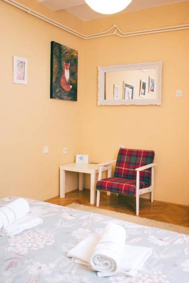 Universe Rooms & Apartments