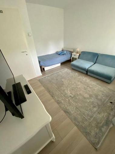 Crystal Rose - Center Apartment