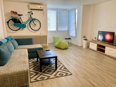 Regina's Modern Apartment2